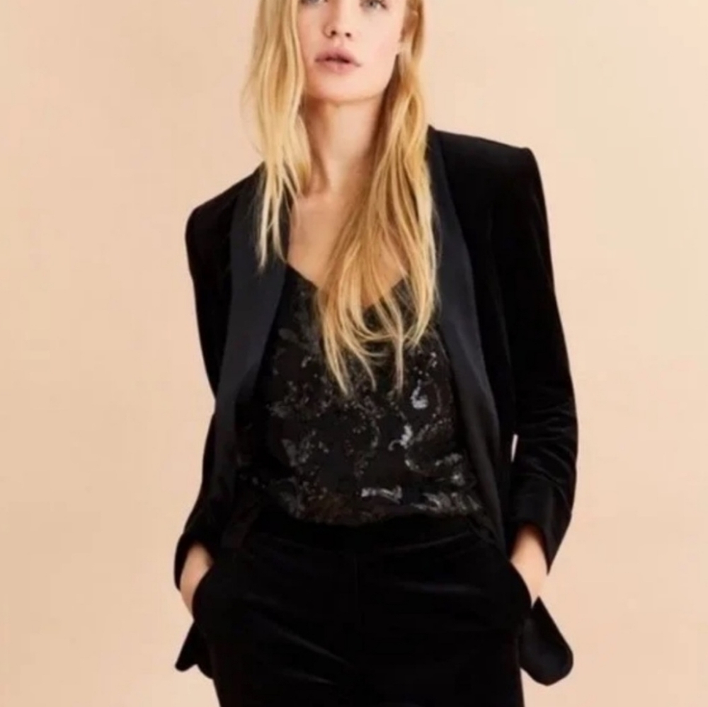 Cabi Black Longline Ponte Knit Tuxedo Blazer with Satin Lapels